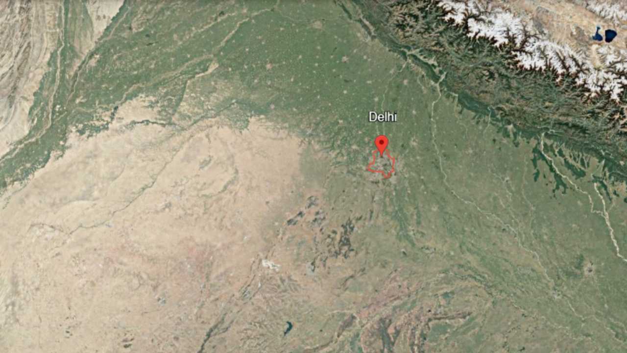 Delhi in red circle of map